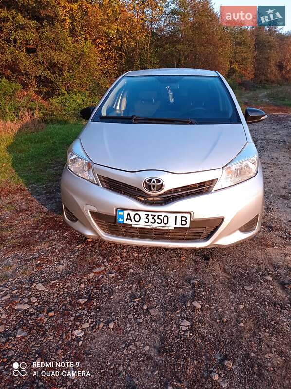 Toyota Yaris 2012