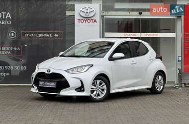 Хетчбек Toyota Yaris 2023 в Ужгороді