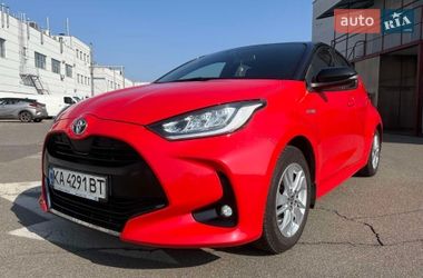 Хетчбек Toyota Yaris 2020 в Києві