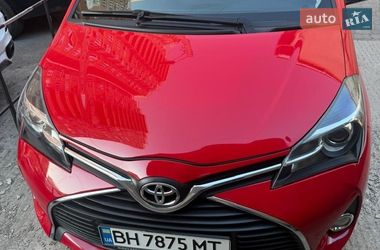 Хэтчбек Toyota Yaris 2015 в Одессе