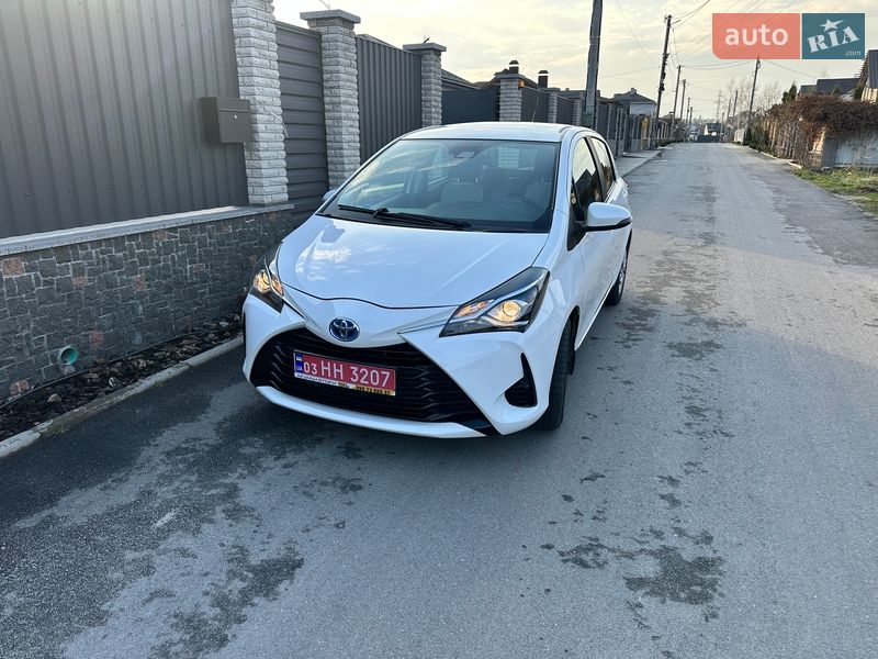 Хэтчбек Toyota Yaris 2019 в Житомире