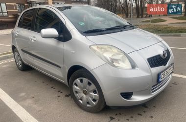 Хэтчбек Toyota Yaris 2006 в Чернигове