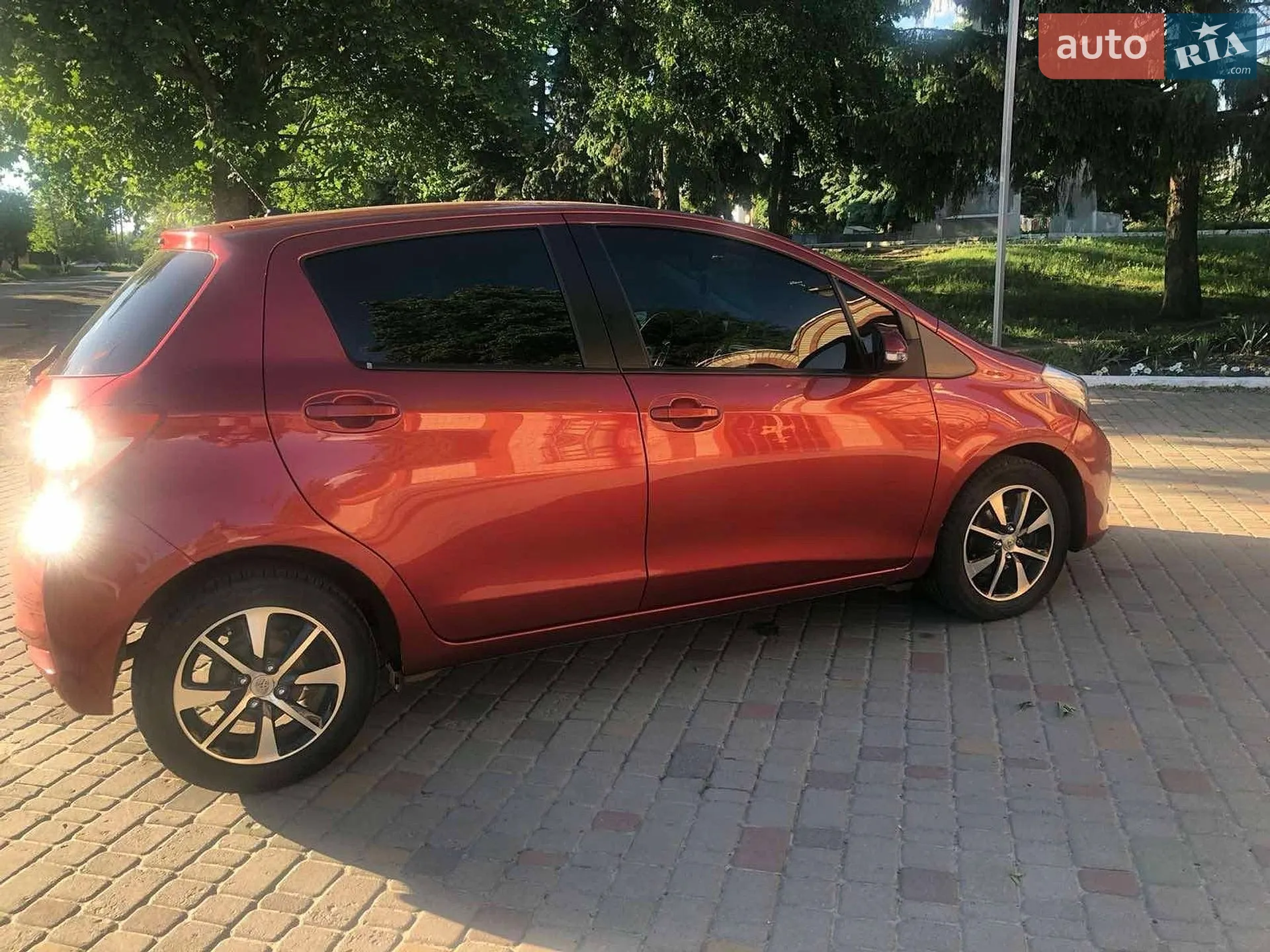 2012 Toyota Yaris - фото 1