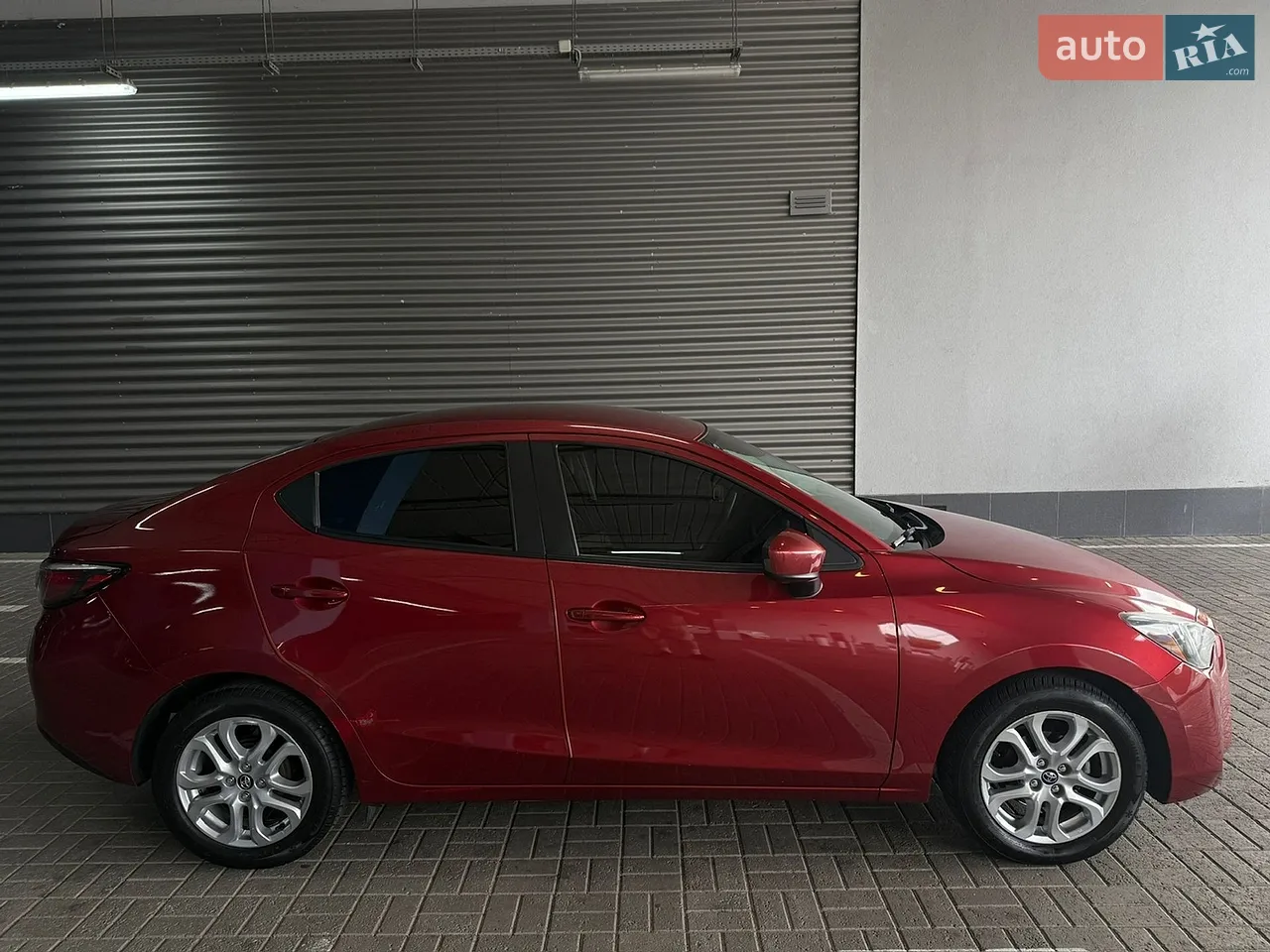 2015 Toyota Yaris - мініатюра 16