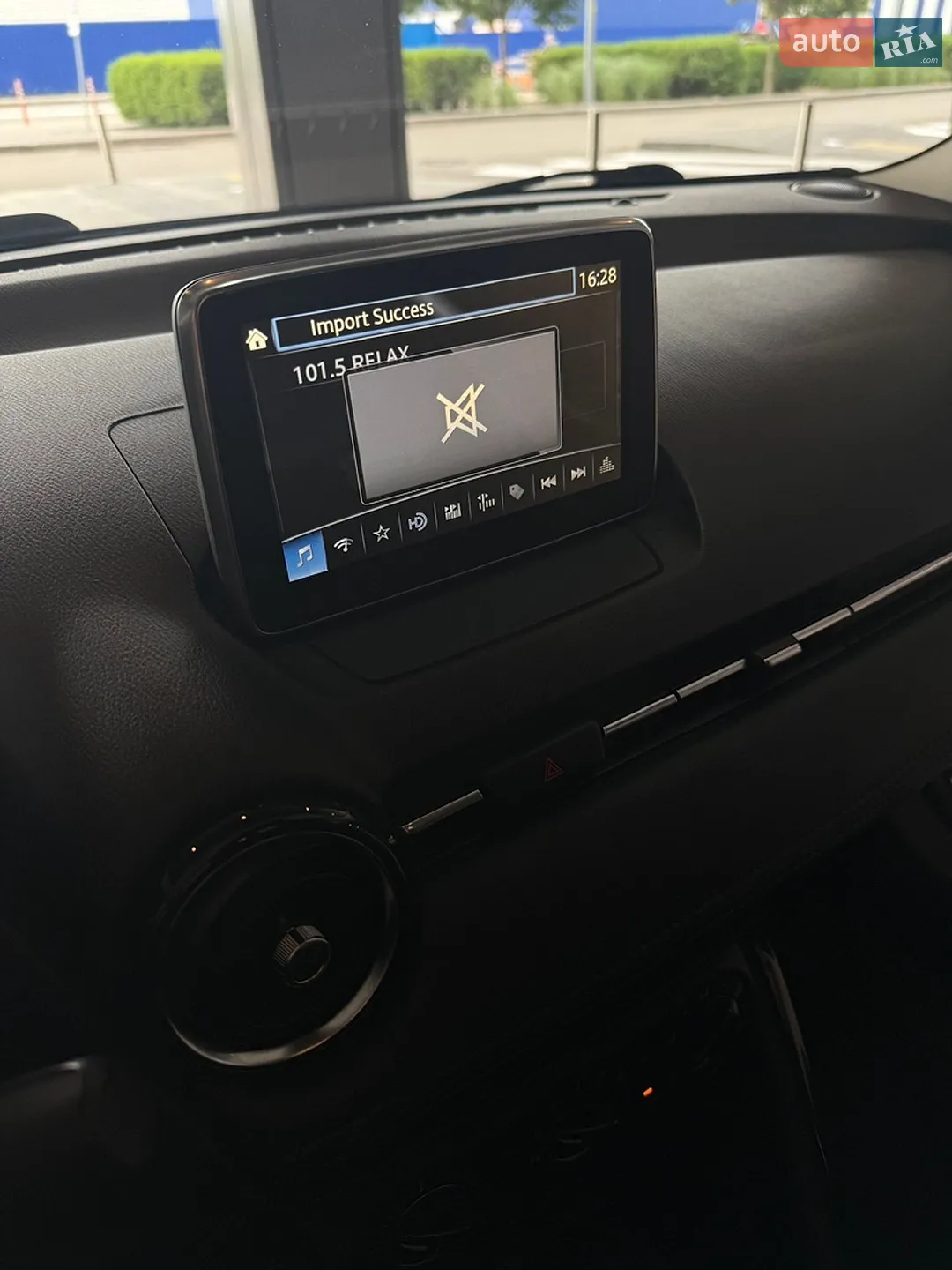 2016 Toyota Yaris - мініатюра 17