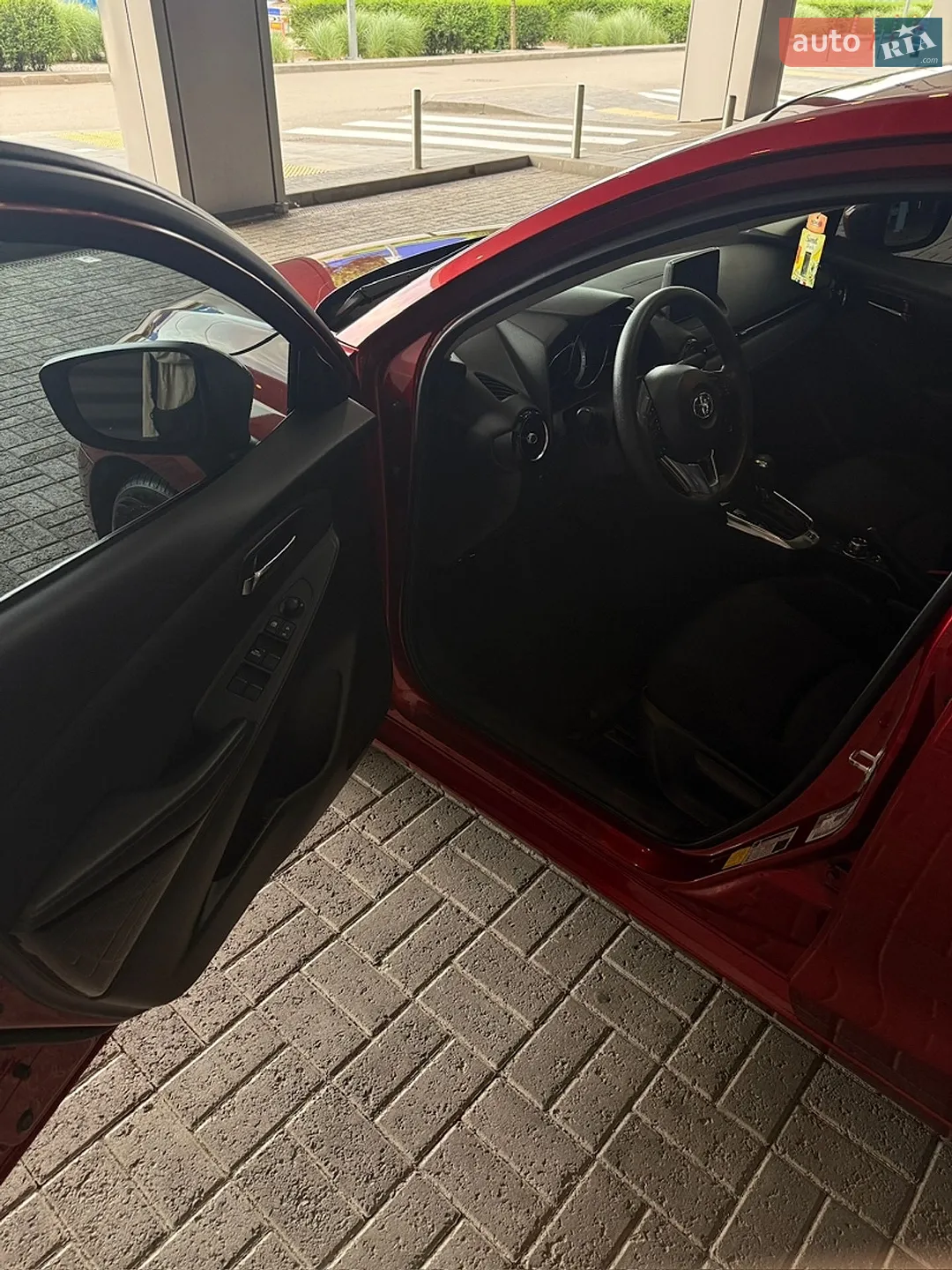 2016 Toyota Yaris - мініатюра 21