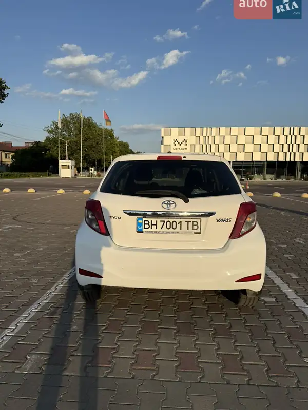 Toyota Yaris 2013 VIN VNKKJ0D320A176916 фото оголошення 8 з 49