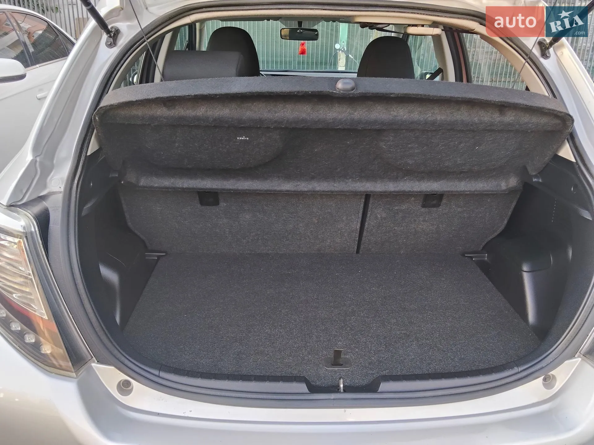 2012 Toyota Yaris - мініатюра 11