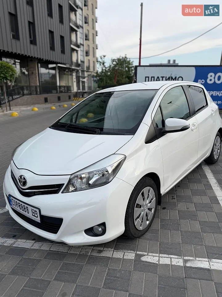 2011 Toyota Yaris - мініатюра 17