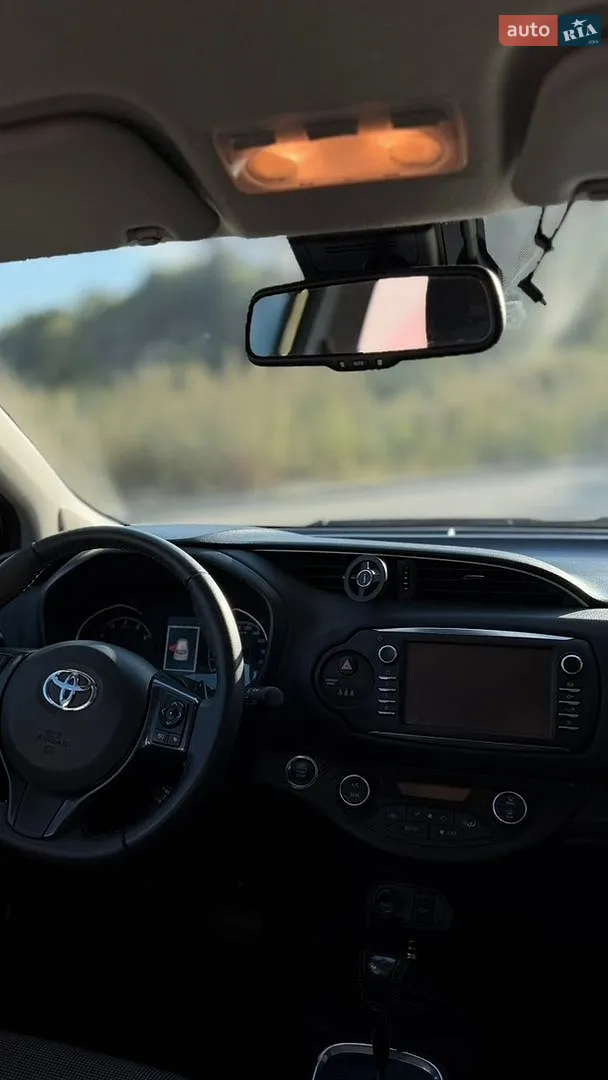 2019 Toyota Yaris - мініатюра 7