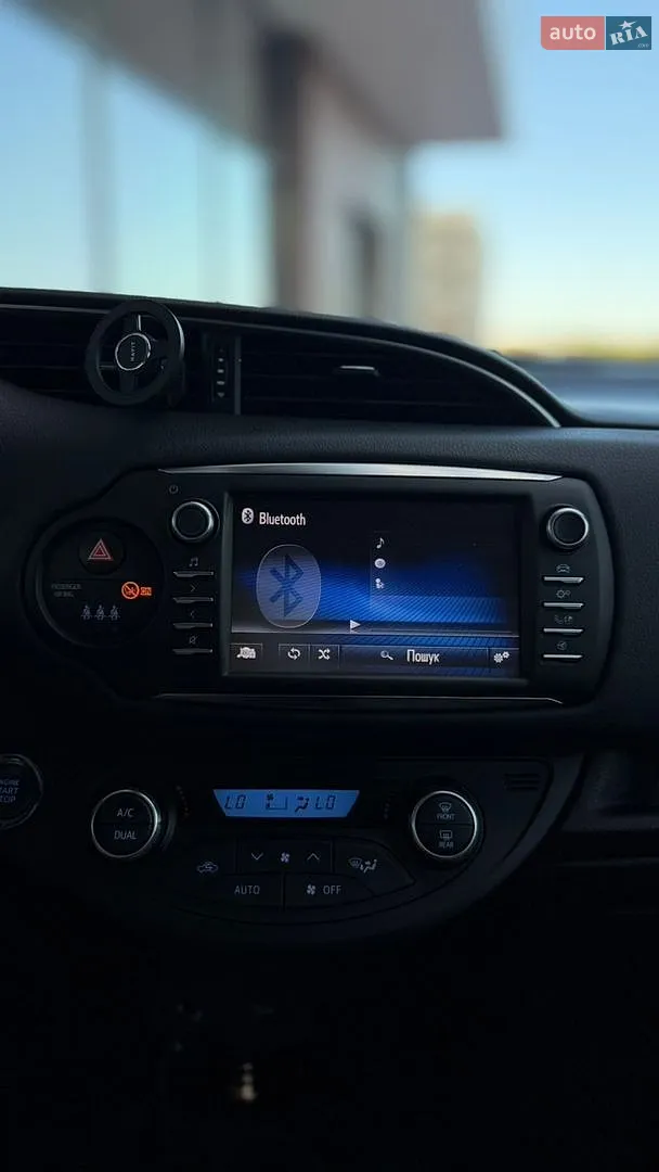 2019 Toyota Yaris - мініатюра 14