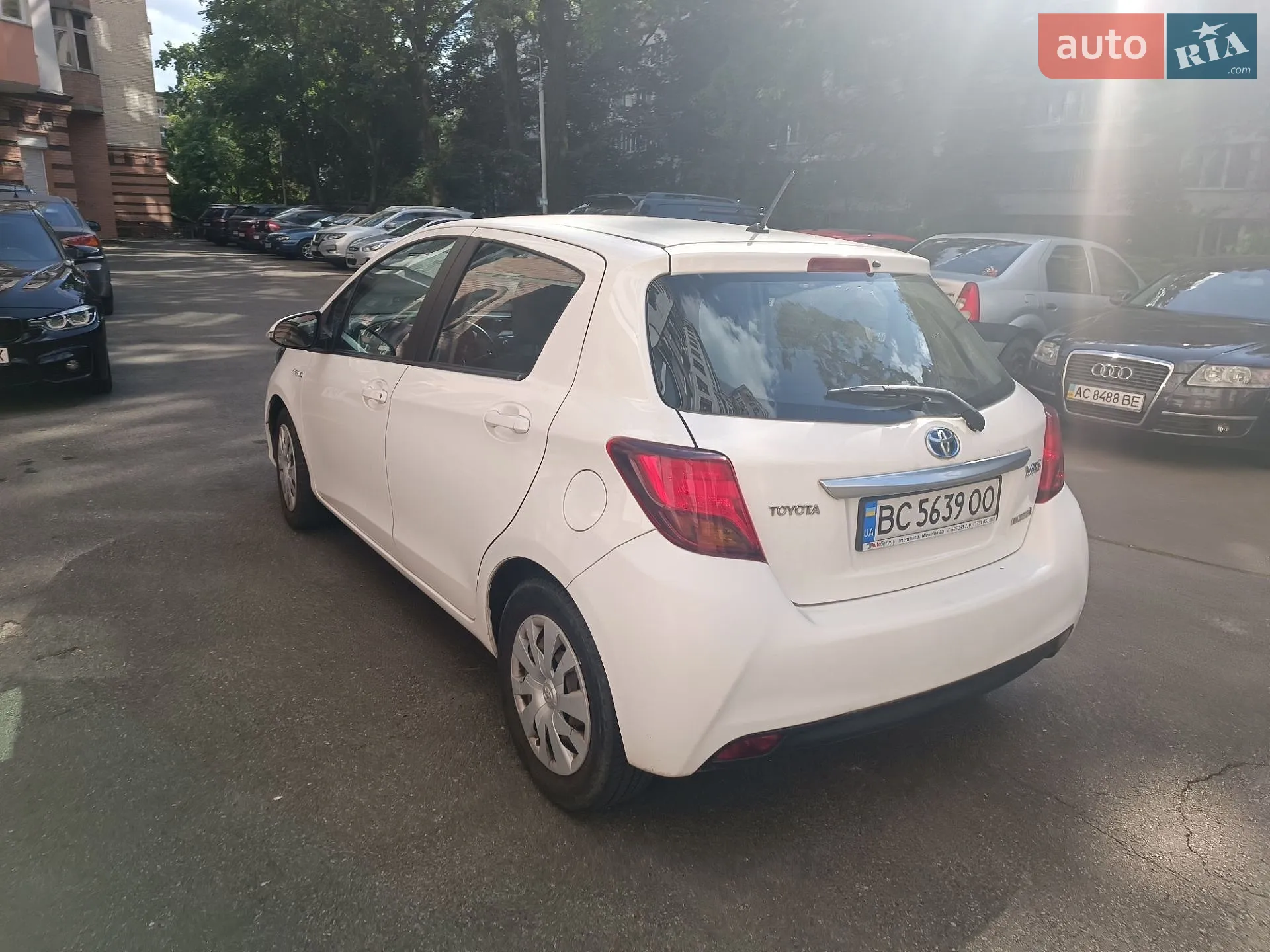 2015 Toyota Yaris - мініатюра 10
