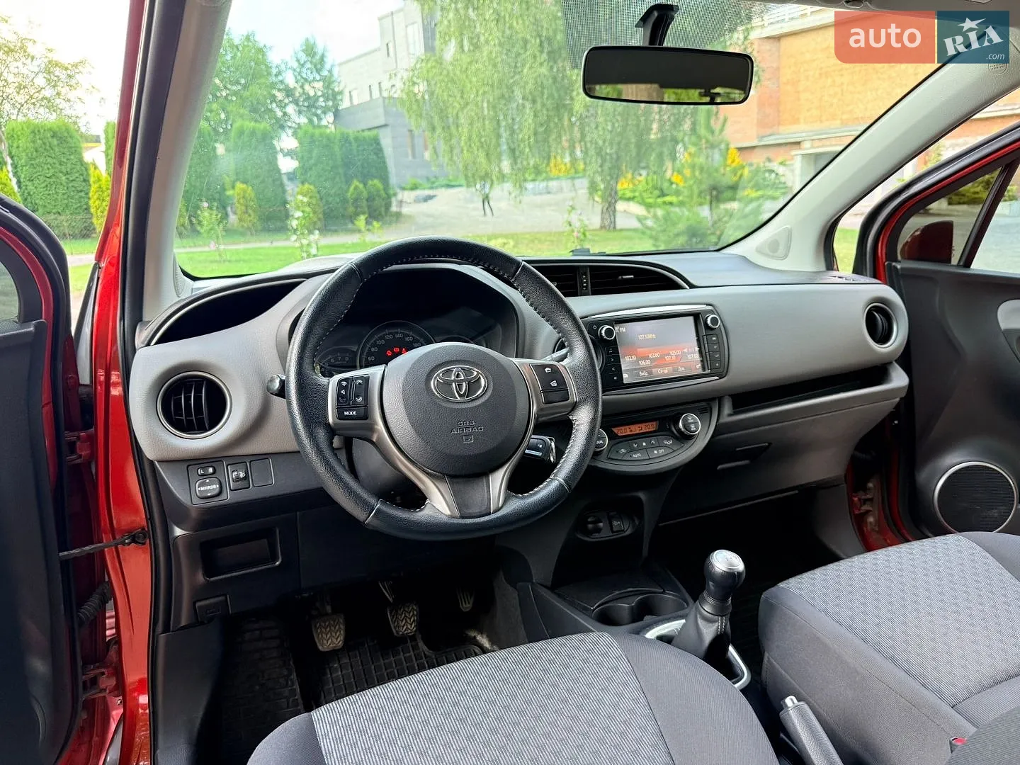 2015 Toyota Yaris - мініатюра 23