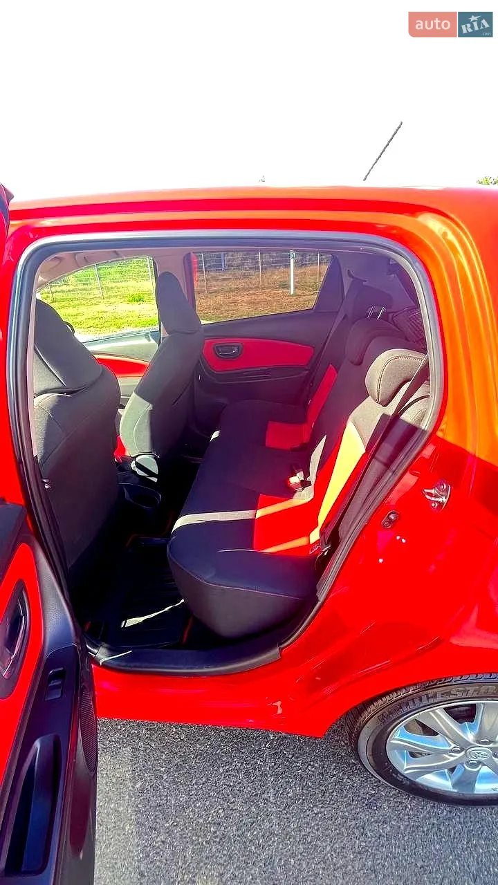 2015 Toyota Yaris - мініатюра 19
