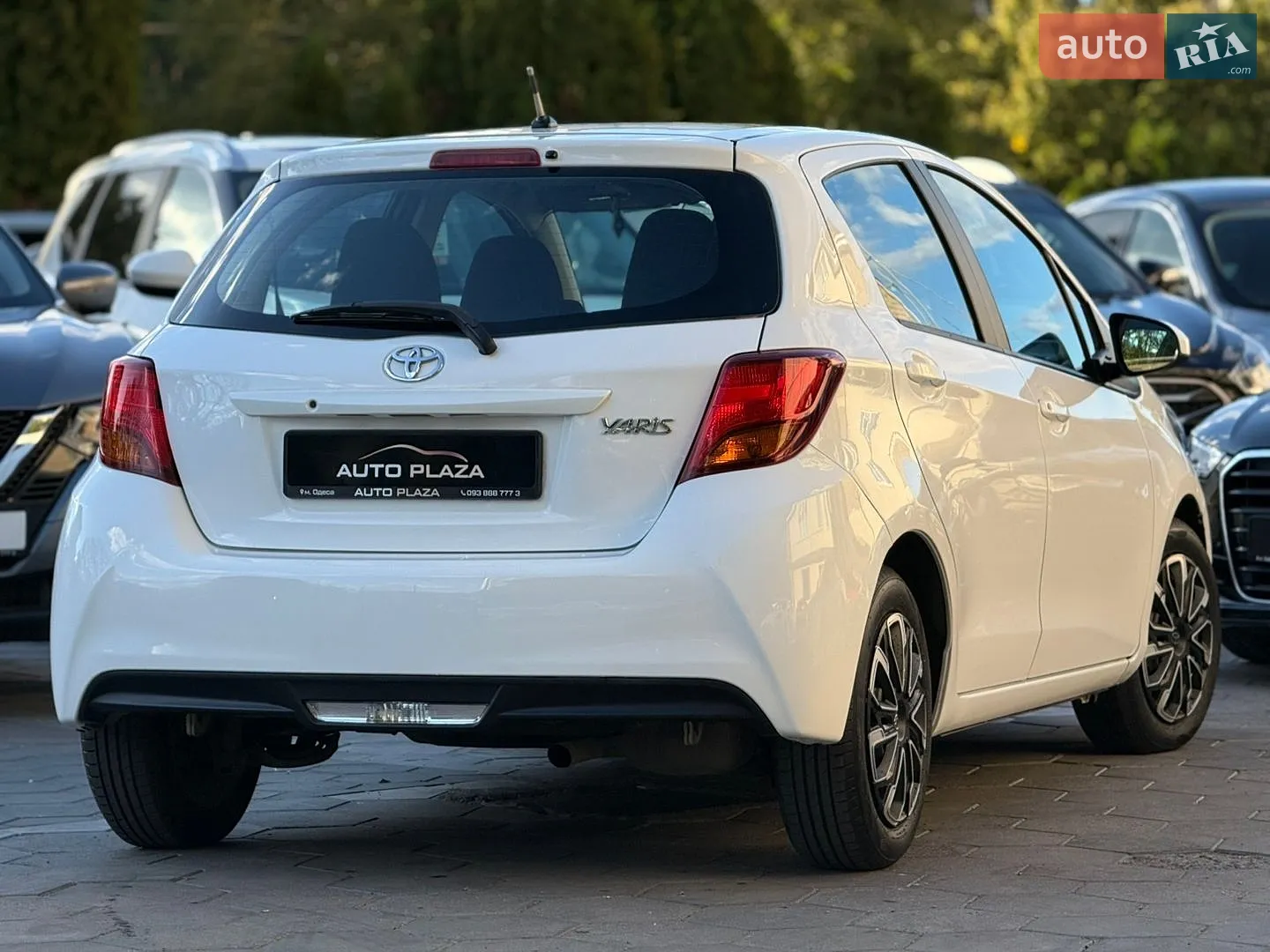 2015 Toyota Yaris - мініатюра 5