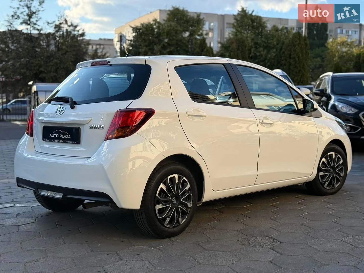 2015 Toyota Yaris - мініатюра 21
