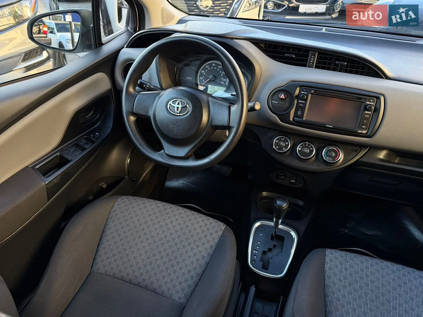 2015 Toyota Yaris - мініатюра 26