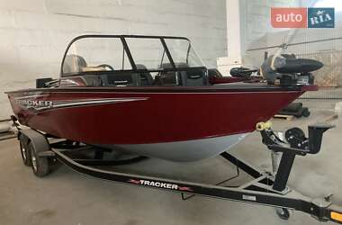 Катер Tracker Party Barge 2021 в 