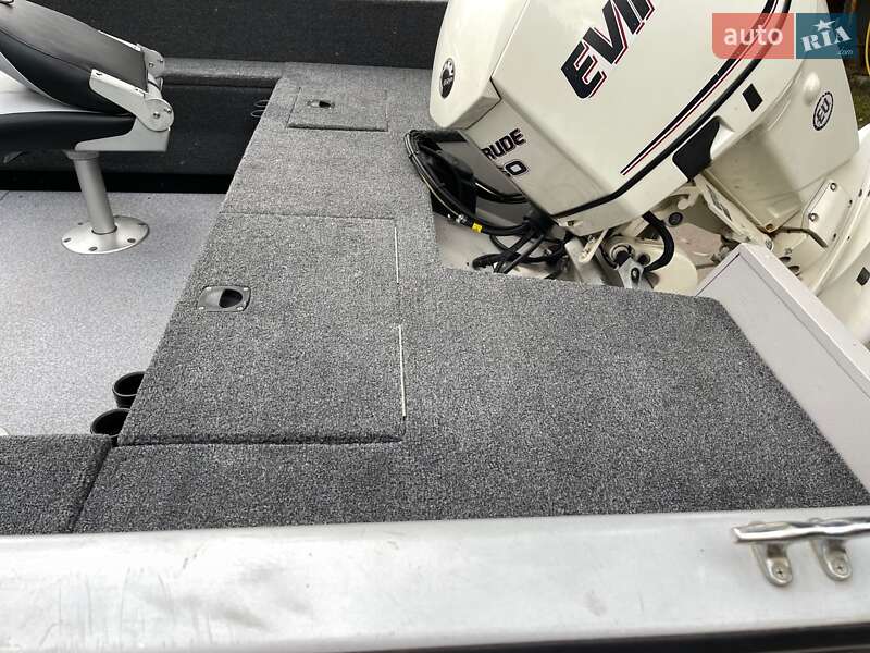 Катер Tracker Pro Guide 2008 в Киеве