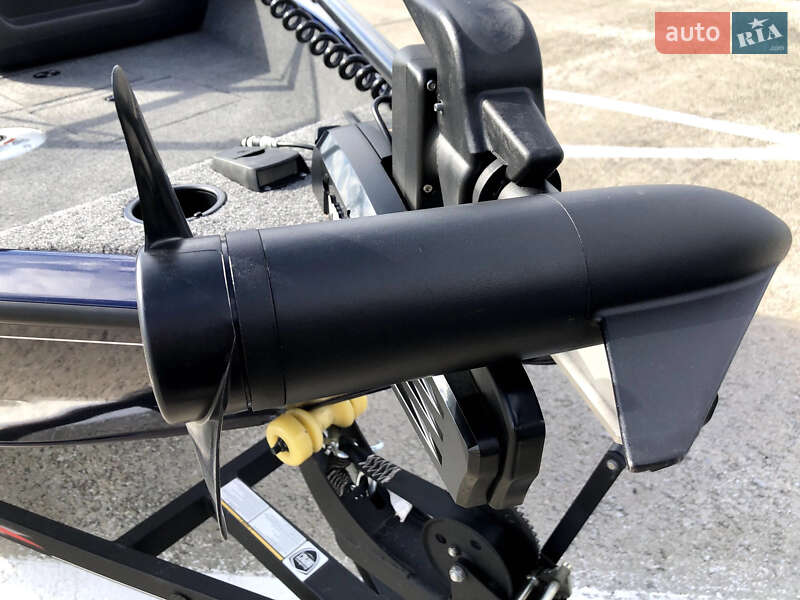 Катер Tracker Pro Guide 2021 в Киеве фото 12 Катер Tracker Pro Guide 2021 в Киеве