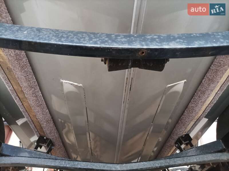 Лодка Tracker Targa 2004 в Гостомеле