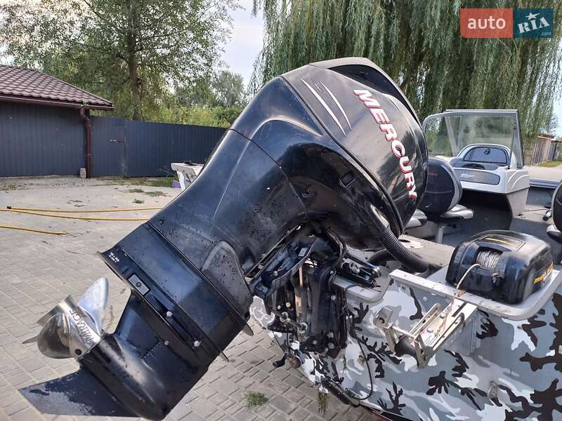 Катер Tracker Targa 2006 в Одесі