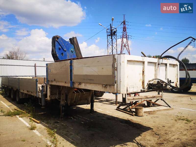 Бортовой полуприцеп Trailer A383EL1A 1992 в Днепре