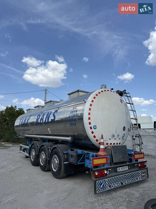 Цистерна полуприцеп Trailis D-651 1995 в Кривом Роге