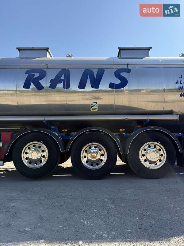 Цистерна полуприцеп Trailis D-651 1995 в Кривом Роге