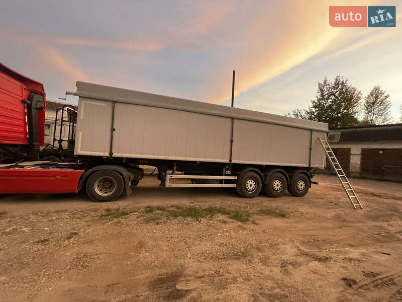 Самоскид напівпричіп Trailis D-653 2008 в Жидачові