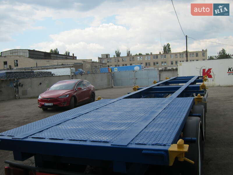 Контейнеровоз напівпричіп Trailor GeneralTrailor 2006 в Вінниці