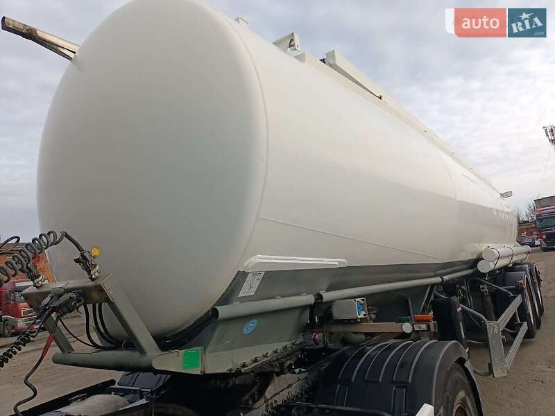 Цистерна напівпричіп Trailor GeneralTrailor 1998 в Вінниці