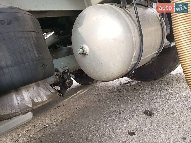 Цистерна напівпричіп Trailor GeneralTrailor 1998 в Вінниці