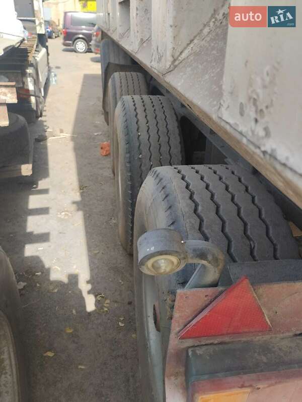 Зерновоз - полуприцеп Trailor S343 1991 в Кривом Роге