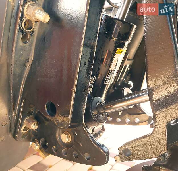 Лодка Triton Boats 19 ProXs 1999 в Одессе