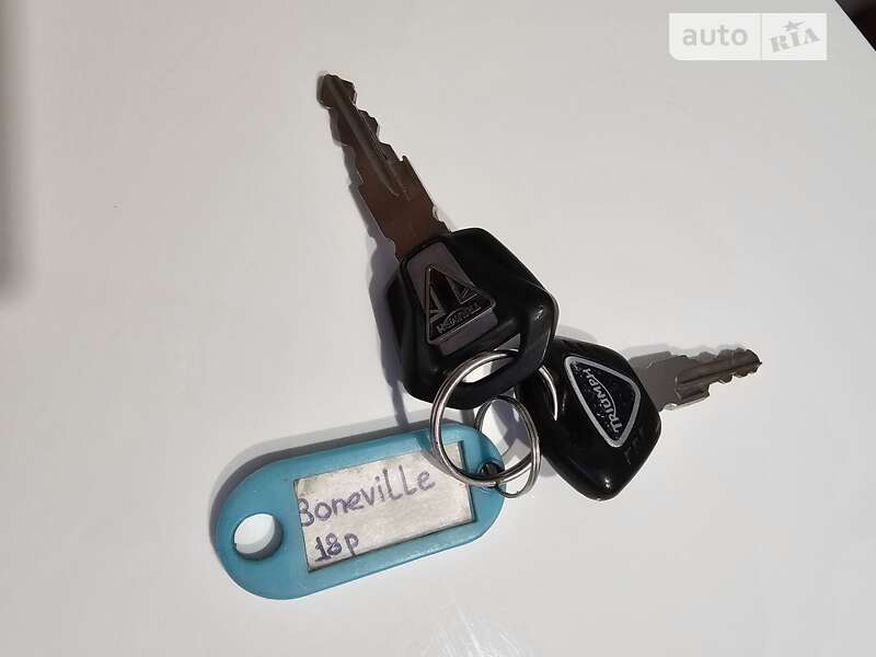 Боббер Triumph Bonneville 2017 в Луцке фото 16 Боббер Triumph Bonneville 2017 в Луцке