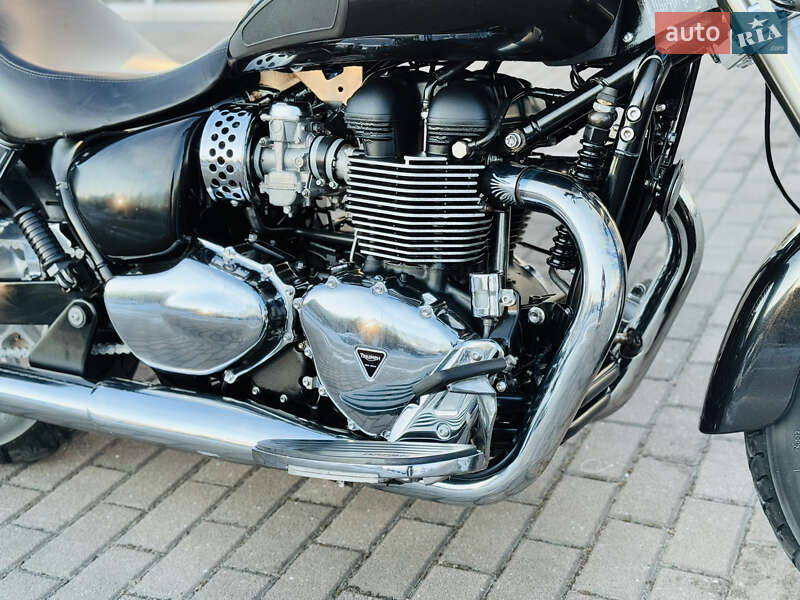 Мотоцикл Круизер Triumph Bonneville 2014 в Киеве