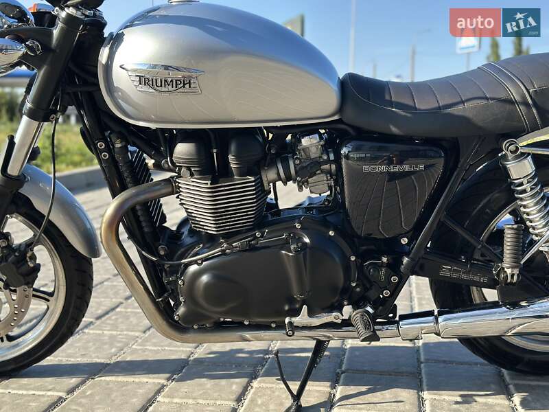 Мотоцикл Классік Triumph Bonneville 2014 в Рівному