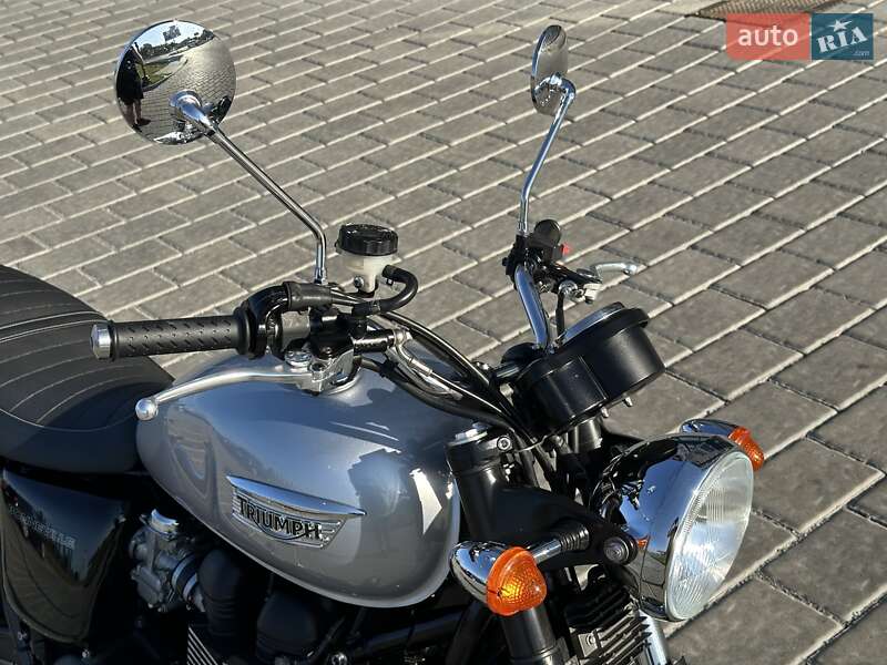 Мотоцикл Классік Triumph Bonneville 2014 в Рівному