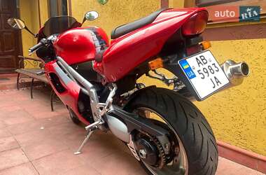 Мотоцикл Багатоцільовий (All-round) Triumph Daytona 2004 в 