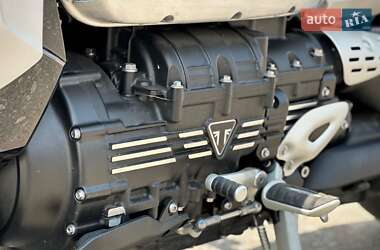 Мотоцикл Многоцелевой (All-round) Triumph Rocket 3 2022 в 