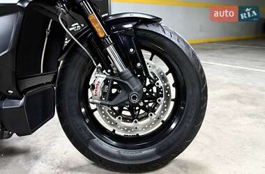 Мотоцикл Круізер Triumph Rocket 3 2024 в 