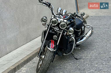 Мотоцикл Туризм Triumph Rocket 2016 в 