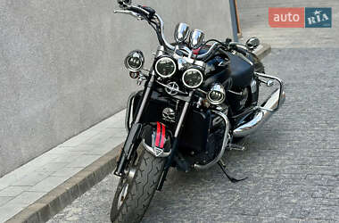 Мотоцикл Туризм Triumph Rocket 2016 в 