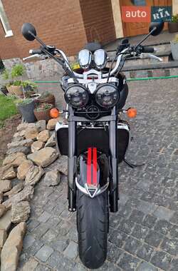 Мотоцикл Круизер Triumph Rocket 2017 в 