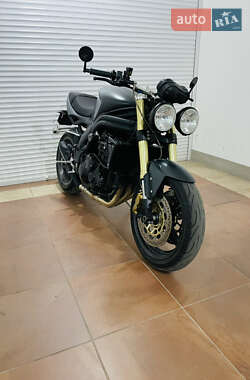 Мотоцикл Без обтекателей (Naked bike) Triumph Speed Triple 2007 в 