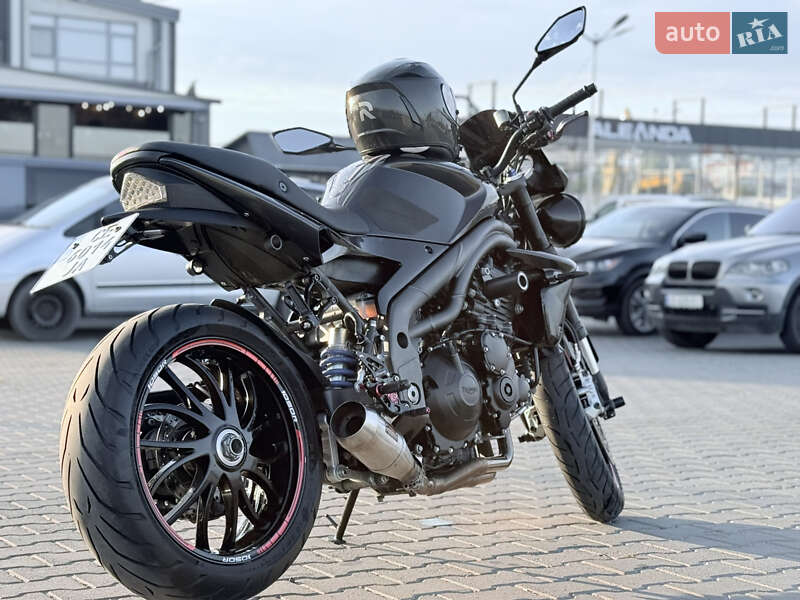 Мотоцикл Без обтекателей (Naked bike) Triumph Speed Triple 2010 в Черновцах
