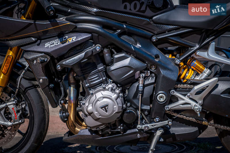 Спортбайк Triumph Speed Triple 2023 в Киеве фото 11 Спортбайк Triumph Speed Triple 2023 в Киеве