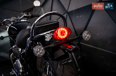 Мотоцикл Круизер Triumph Speedmaster 2022 в 