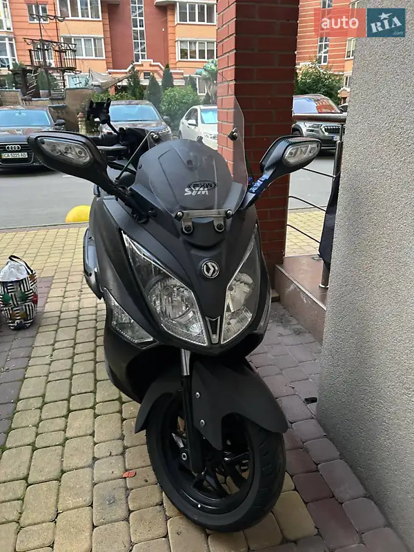 Triumph ST 1050 2006